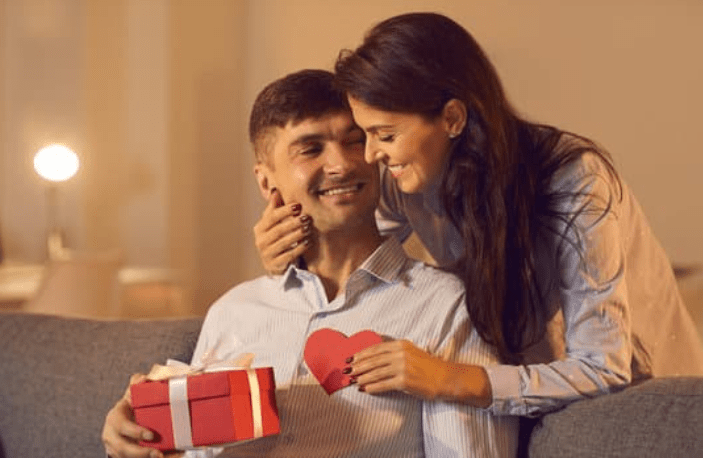 8 Best Gift Ideas for him this Valentine's Day - BarberBoss | Look Your Best, Everyday