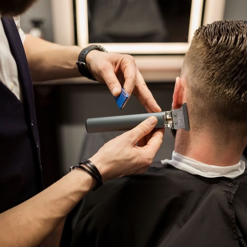 BarberBoss QR - 2067 Precision T - Blade Beard & Hair Trimmer - Compact Design - BarberBoss | Look Your Best, Everyday
